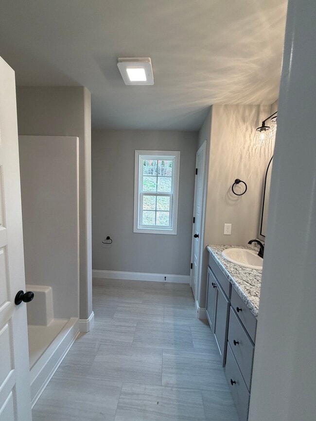 Building Photo - 2624 Parkers Mdw Ln