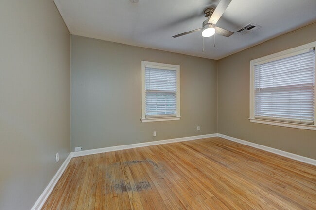 Building Photo - 1005 W Eufaula St