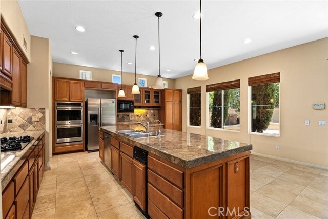 Building Photo - 9 Garnet