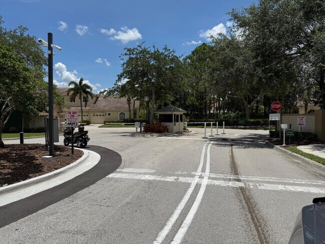 Building Photo - 8294 Mulligan Cir