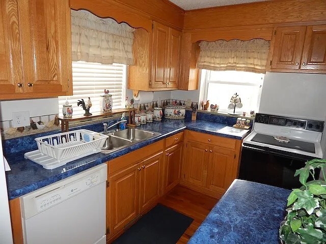 Building Photo - 2 Bedroom, 2 Bathroom Home With Beautiful Mountain Views in Salem