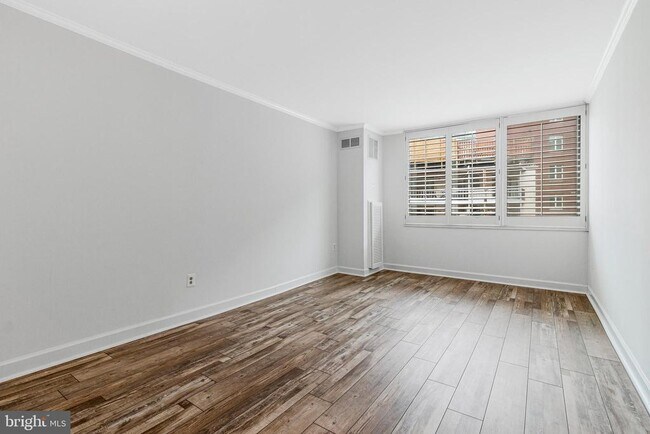 Building Photo - 2555 Pennsylvania Ave NW