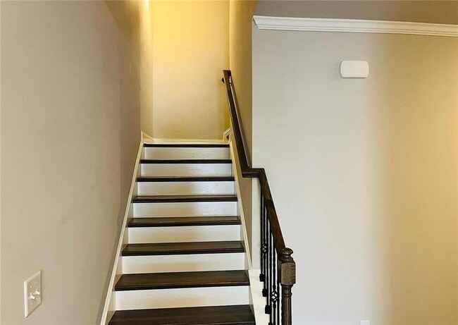 Building Photo - 6005 Arbor Knoll Pl