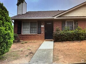 Building Photo - 3243 Inez Dr