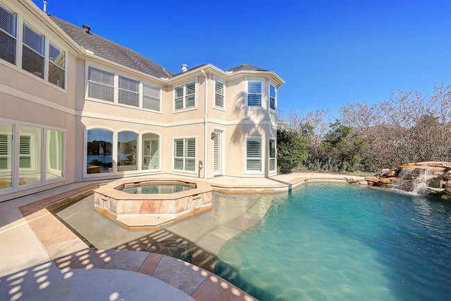 Building Photo - 2019 Bendstone Cir