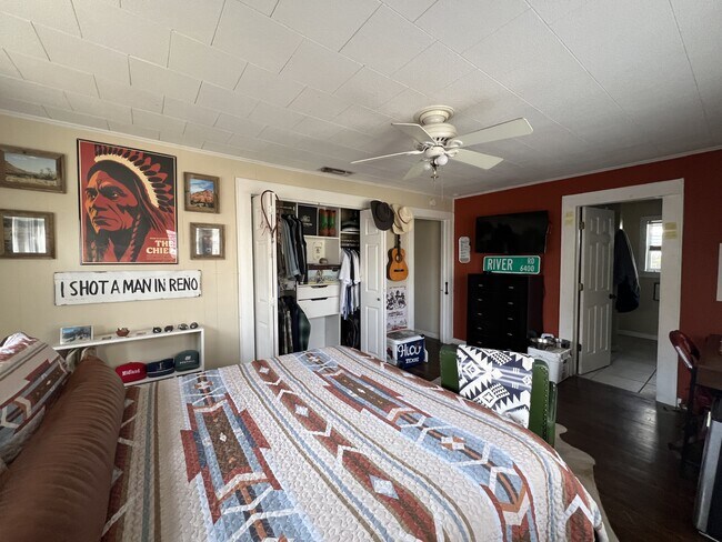 Building Photo - 2514 21st St