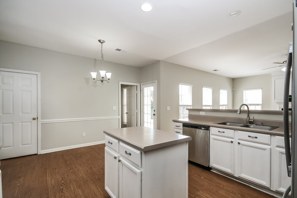 Building Photo - 537 Georgetown Dr NW