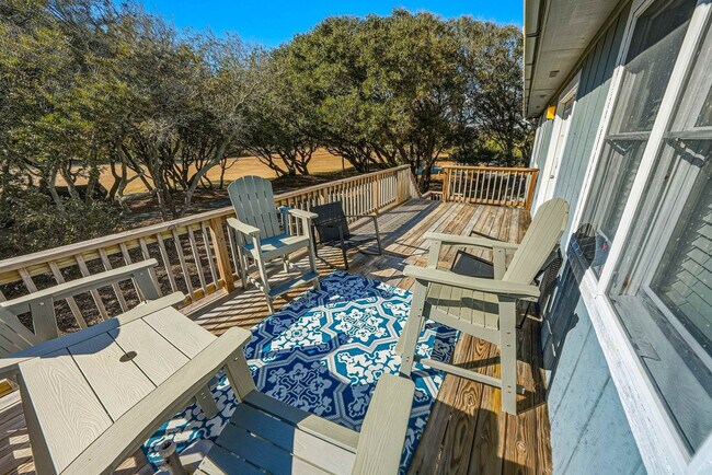 Building Photo - 4240 Johnston Ln