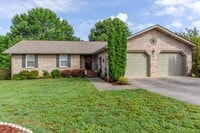 Building Photo - Maryville 37803 - 3 bedroom home with bonus room - Contact Tom Parry (865) 607-3649