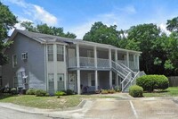 Building Photo - 2813 Langley Ave