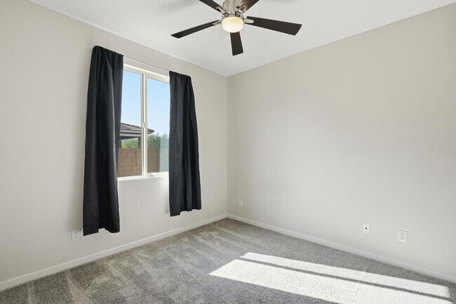 Building Photo - 641 S Davidson Ln