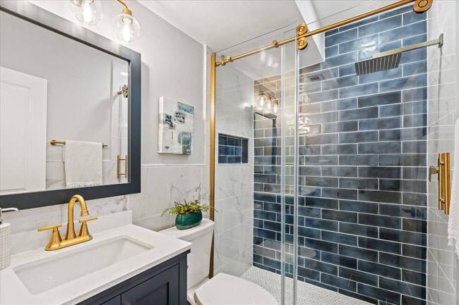 Building Photo - Stylish Trinidad 2BR/2BA Condo with Contemporary Upgrades and Skylights