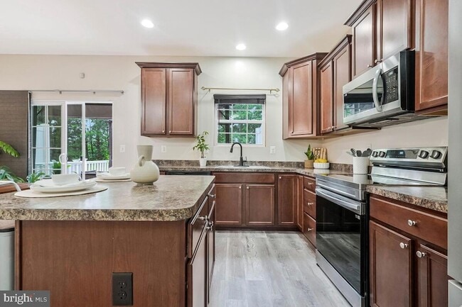 Building Photo - 11771 Sunningdale Pl