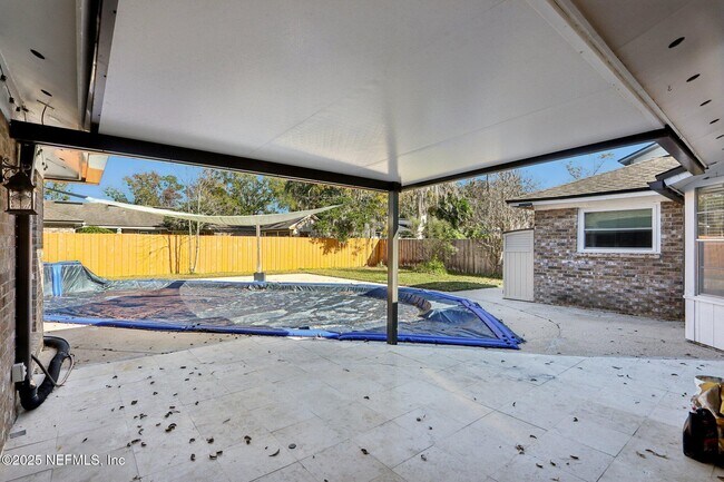 Building Photo - 1854 Lakotna Dr