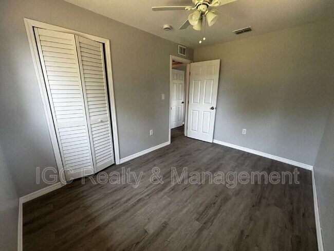 Building Photo - 1627 Palmetto St