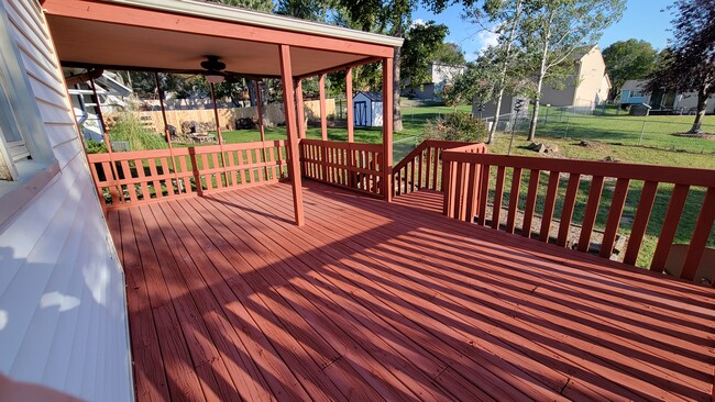 Building Photo - Josephine (Millard Highlands South)