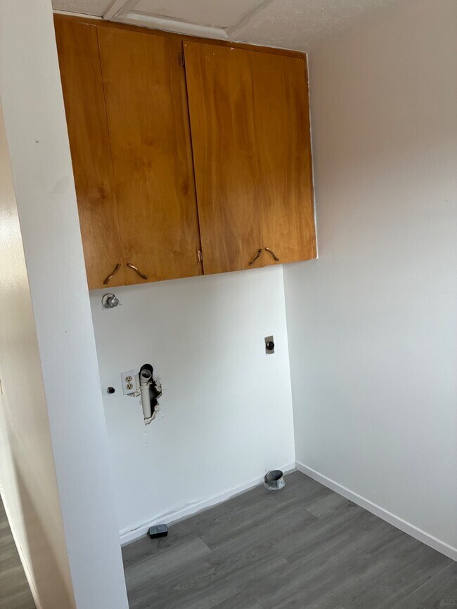 Building Photo - 3296 N 3300 E