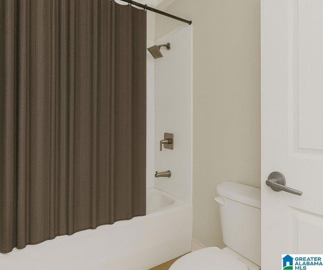 Building Photo - 2005 Barry St