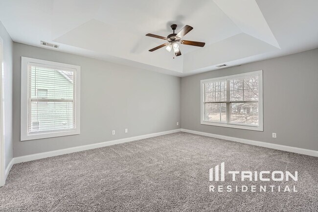 Building Photo - 294 Sweetwater Bridge Cir