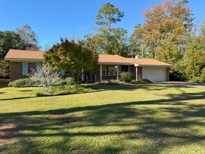 Building Photo - 222 Knox Dr