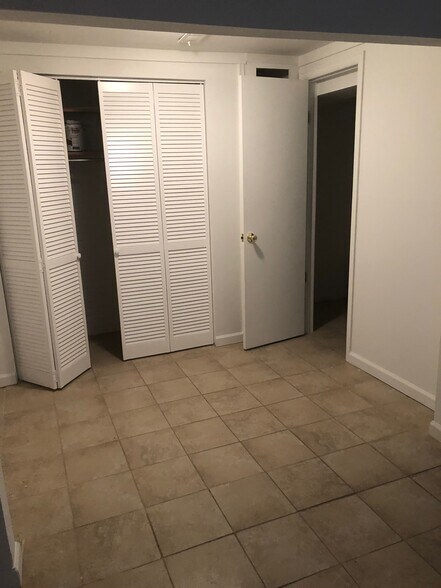 Building Photo - 22 Amesbury St