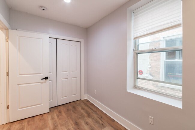 Building Photo - 5111 Willows Ave