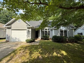 Building Photo - **OFFERING REFUNDABLE APPLICATION FEES** Newly Remodeled 3BD, 2.5BA Knightdale Home with a Fenced...