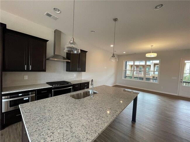 Building Photo - 6540 Cortland Walk