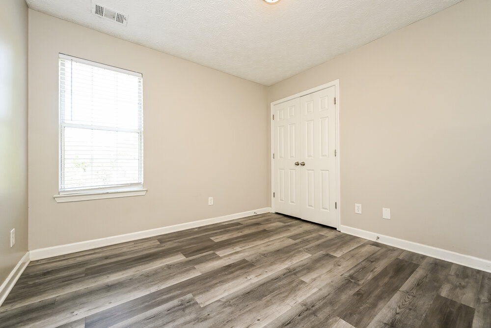 Building Photo - 3300 Rockmill Dr
