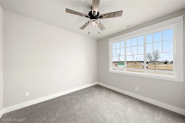 Building Photo - 1102 28th St