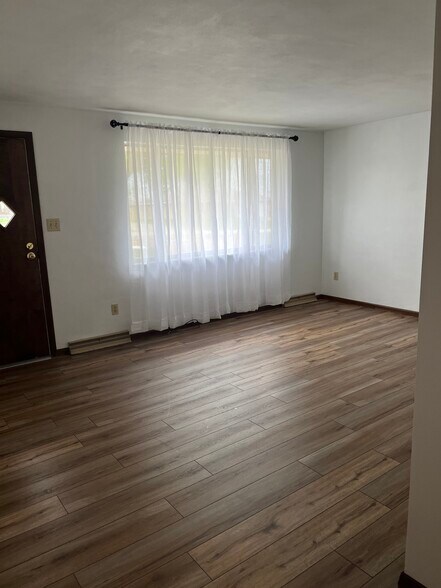 Livingroom - 3356 County Road 22A