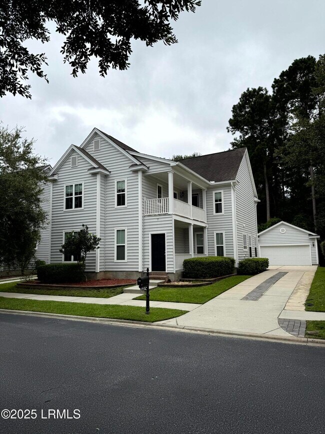 Building Photo - 17 Riversbridge Ct