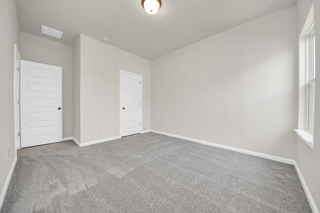 Building Photo - 15523 Fathom Line Wy