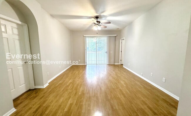 Building Photo - 10308 Birdwatch Dr