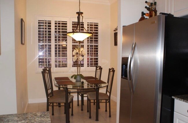 Dinette area - 3240 Fairway Cir
