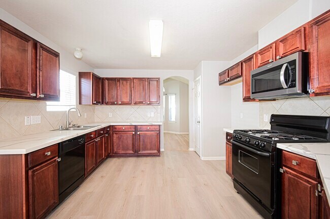 Building Photo - 3111 Myrtle Ranch Dr