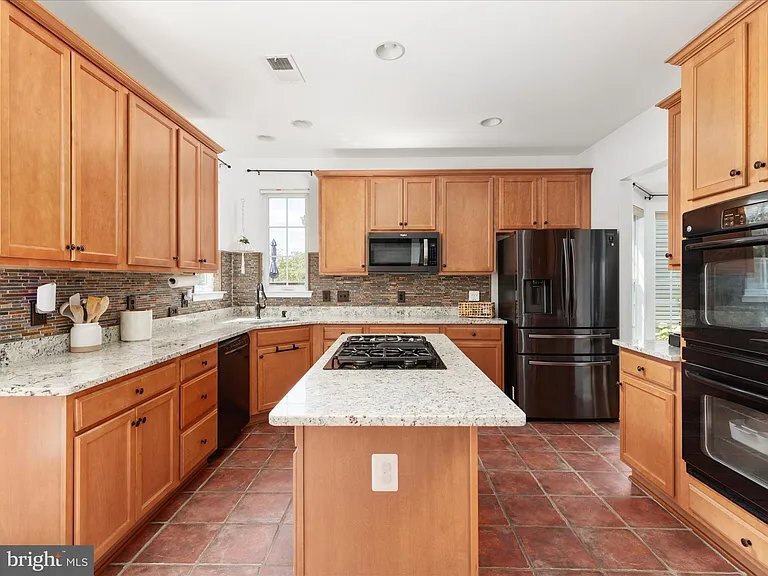 Building Photo - 109 Starburst Street