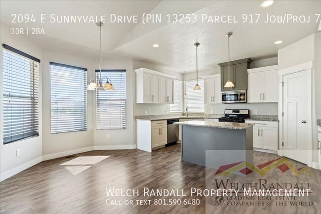 Building Photo - 2094 E Sunnyvale Dr