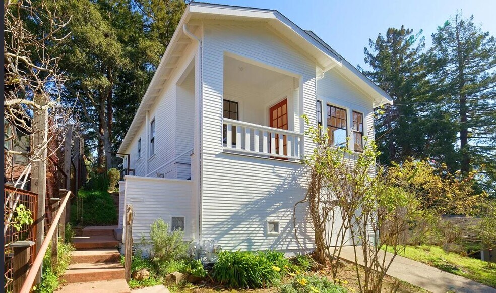 Building Photo - 49 Beverly Rd