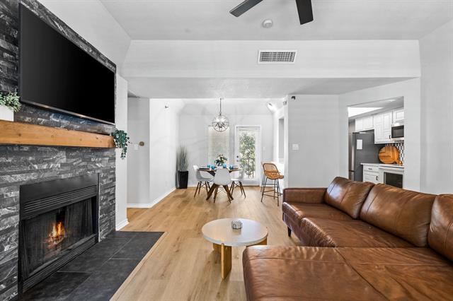 Building Photo - 3105 San Jacinto St