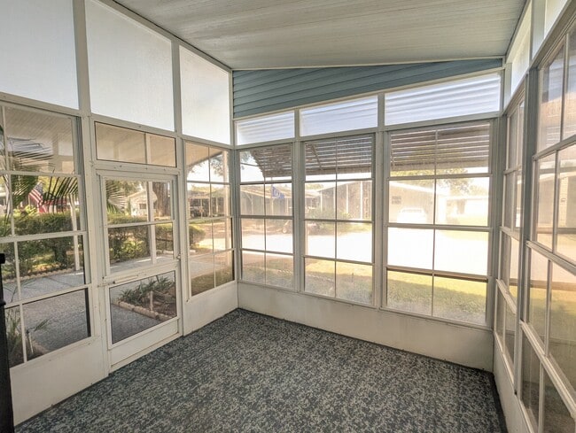 Building Photo - 134 Sky Ridge Dr
