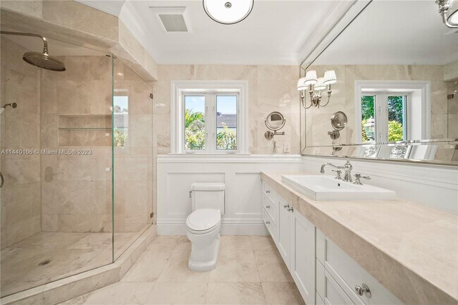 Building Photo - 9435 SW 100th St