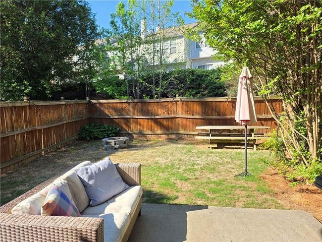 Building Photo - 1706 Stanwood Dr NW