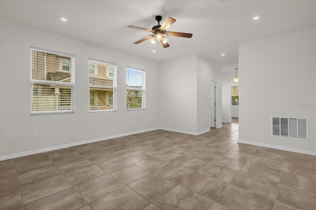 Building Photo - 2444 Varenna Loop