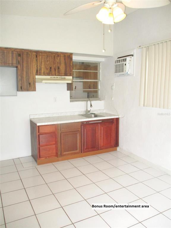Building Photo - 1259 Waverly Dr