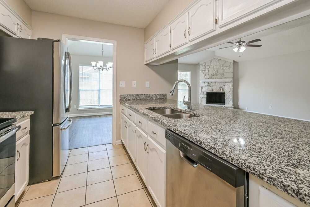 Building Photo - 6955 Gallop Dr