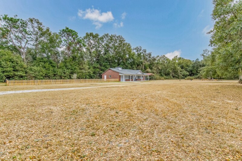 Building Photo - 4998 Carlyn Dr