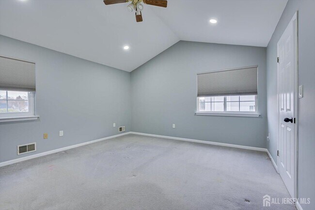 Building Photo - 51 Cherrywood Dr