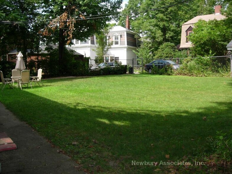 Primary Photo - 48 Bellevue St