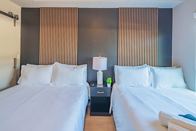 Building Photo - 1016 N 3rd St